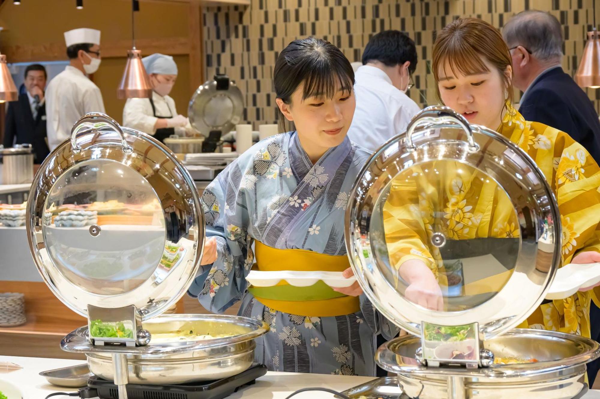 Senkeien Tsukioka Hotel Kaminoyama Eksteriør bilde