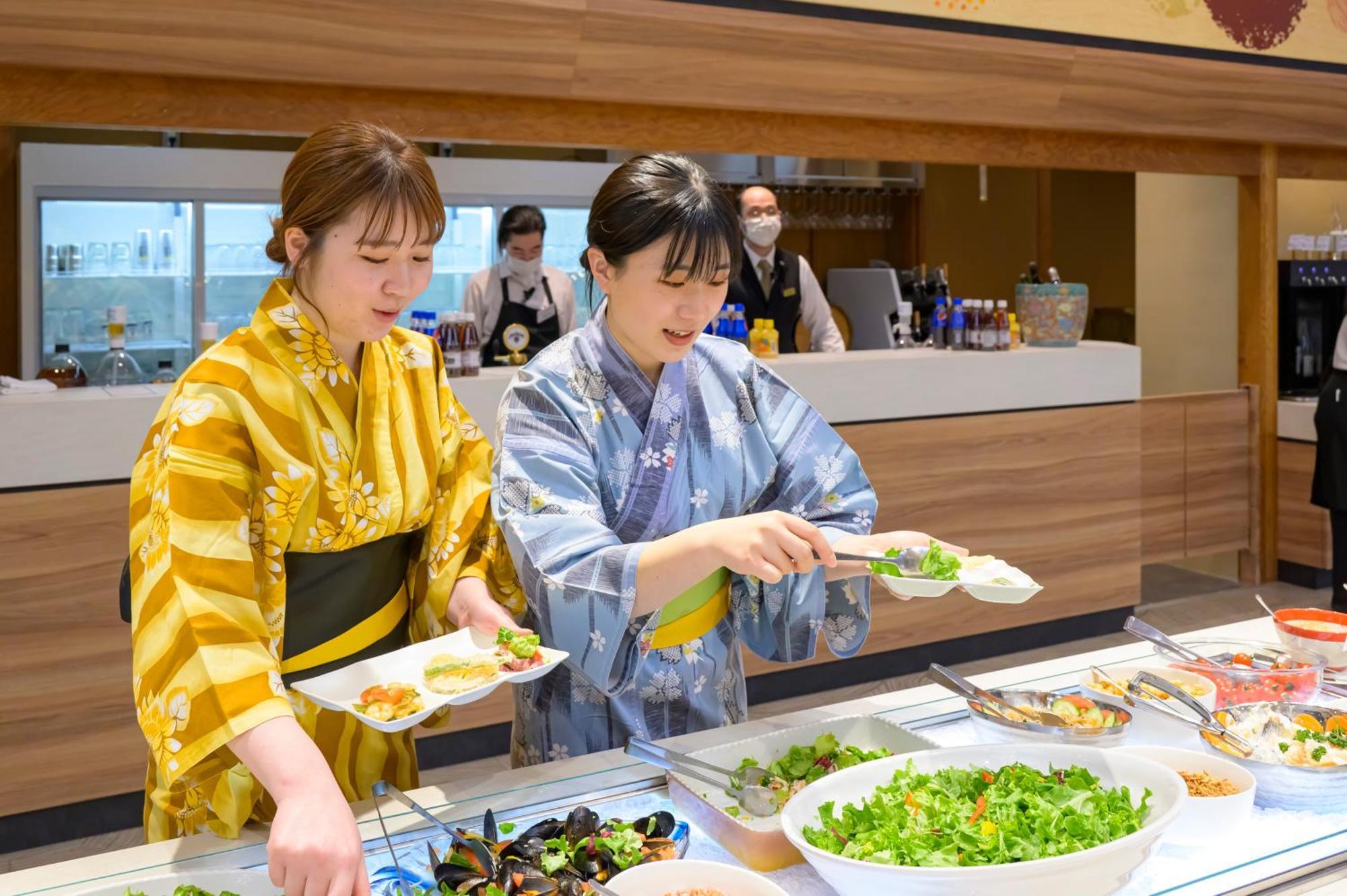 Senkeien Tsukioka Hotel Kaminoyama Eksteriør bilde