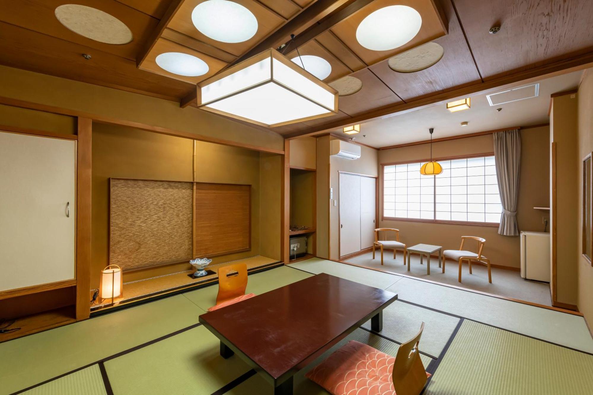 Senkeien Tsukioka Hotel Kaminoyama Eksteriør bilde