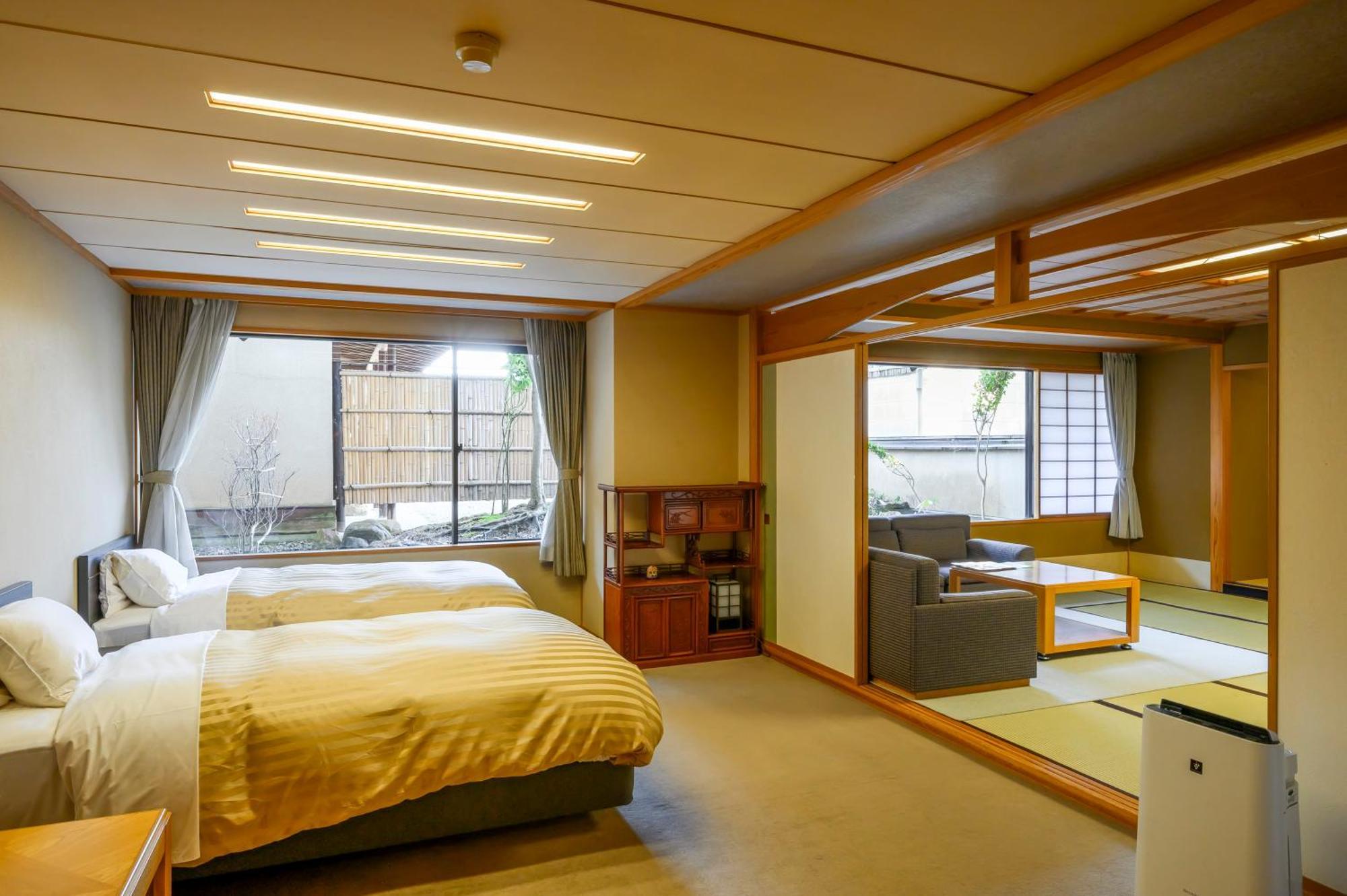 Senkeien Tsukioka Hotel Kaminoyama Eksteriør bilde
