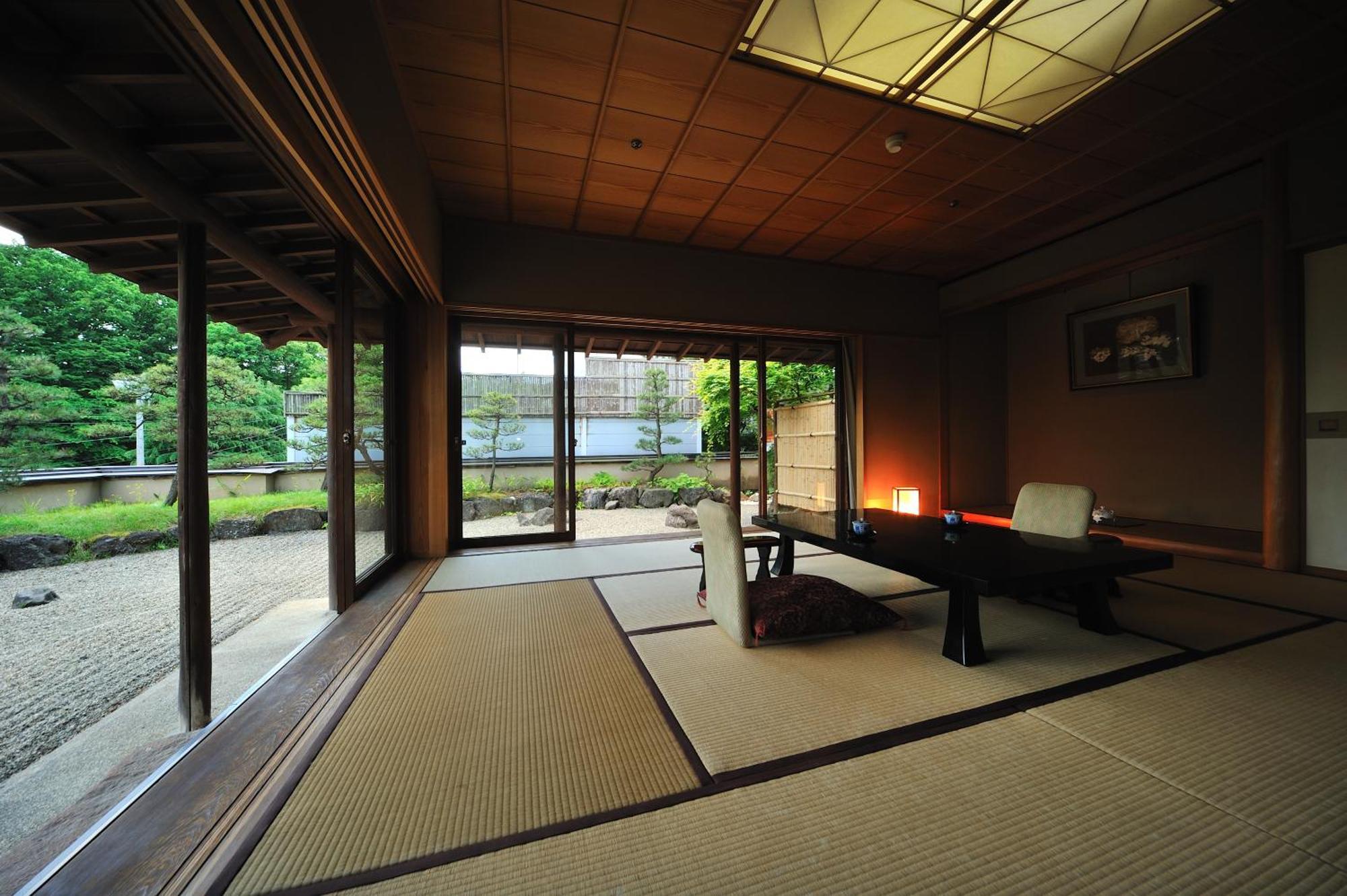 Senkeien Tsukioka Hotel Kaminoyama Eksteriør bilde